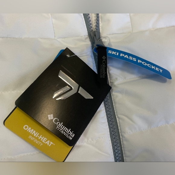 Columbia Titanium Omni Heat Infinity Women White Fur Down Puffer Coat Large NWT - Picture 4 of 8